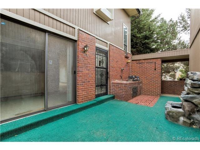 82 S Holman Way - Photo 2 of 11