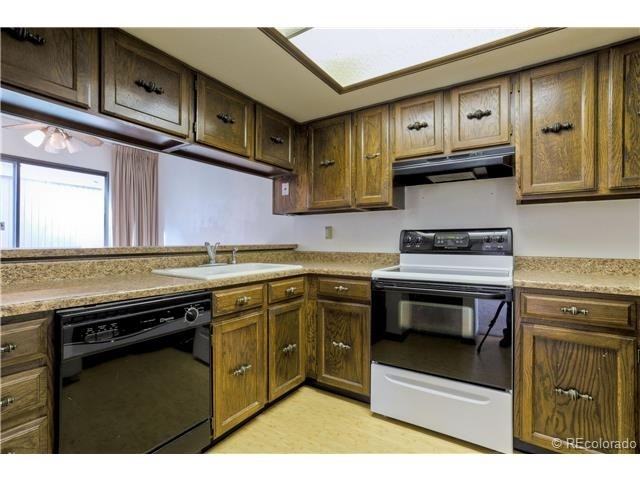 82 S Holman Way - Photo 3 of 11