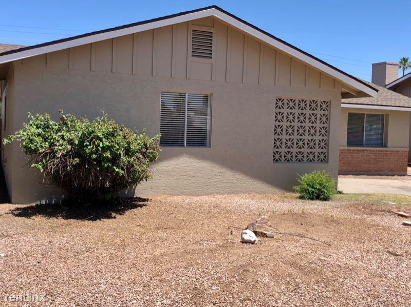 1120 E Bishop Dr - Photo 2 of 12