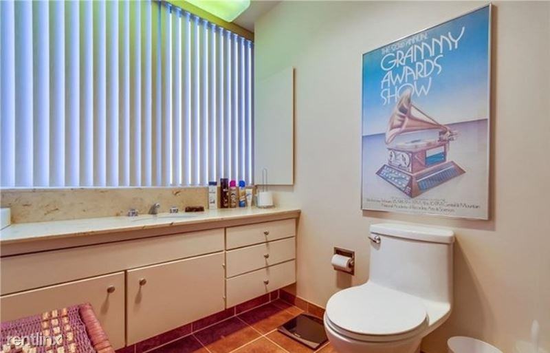 750 W Elkcam Cir Fl 34145 - Photo 2 of 7