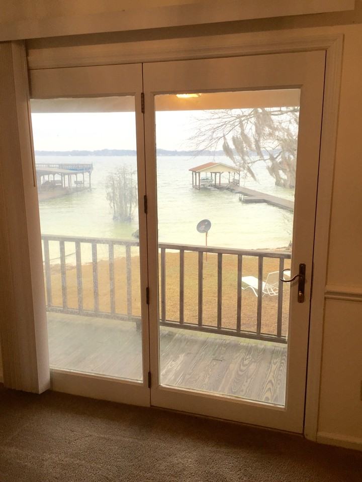 188 Woodbury Rd - Photo 2 of 10