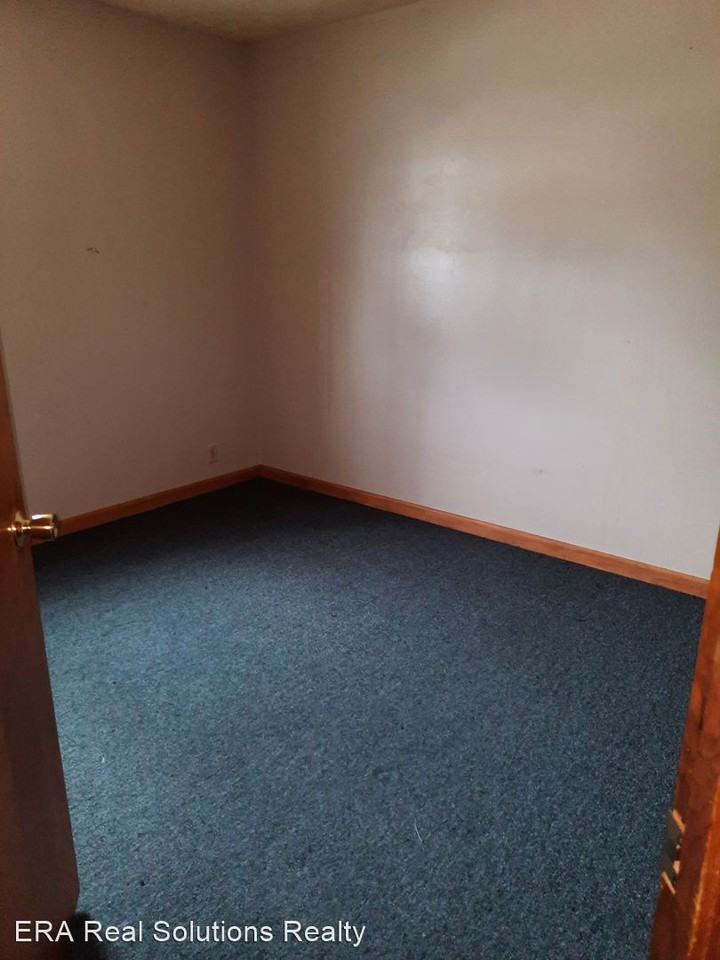 503 & 513 N. West St - Photo 2 of 5