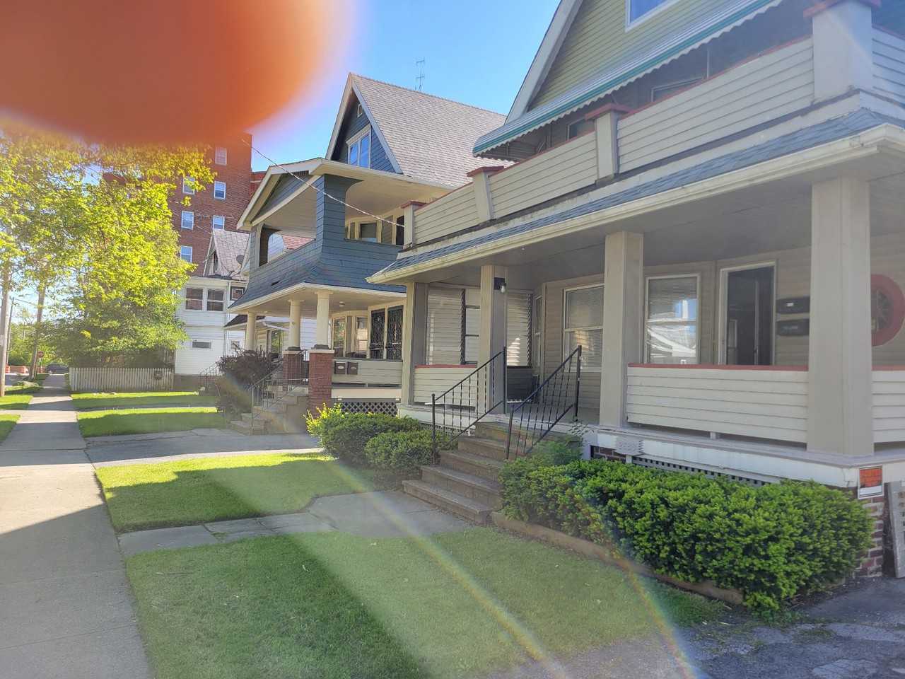Larchmere Duplex; Front Porch, rear Yard , Garage Apartments 2688