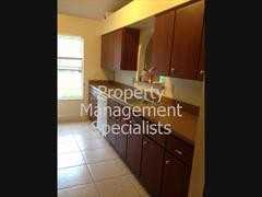 1013 Bentley St - Photo 3 of 9