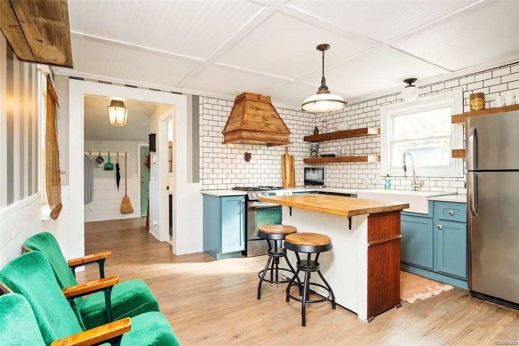 4744 Sherman St - Photo 2 of 21