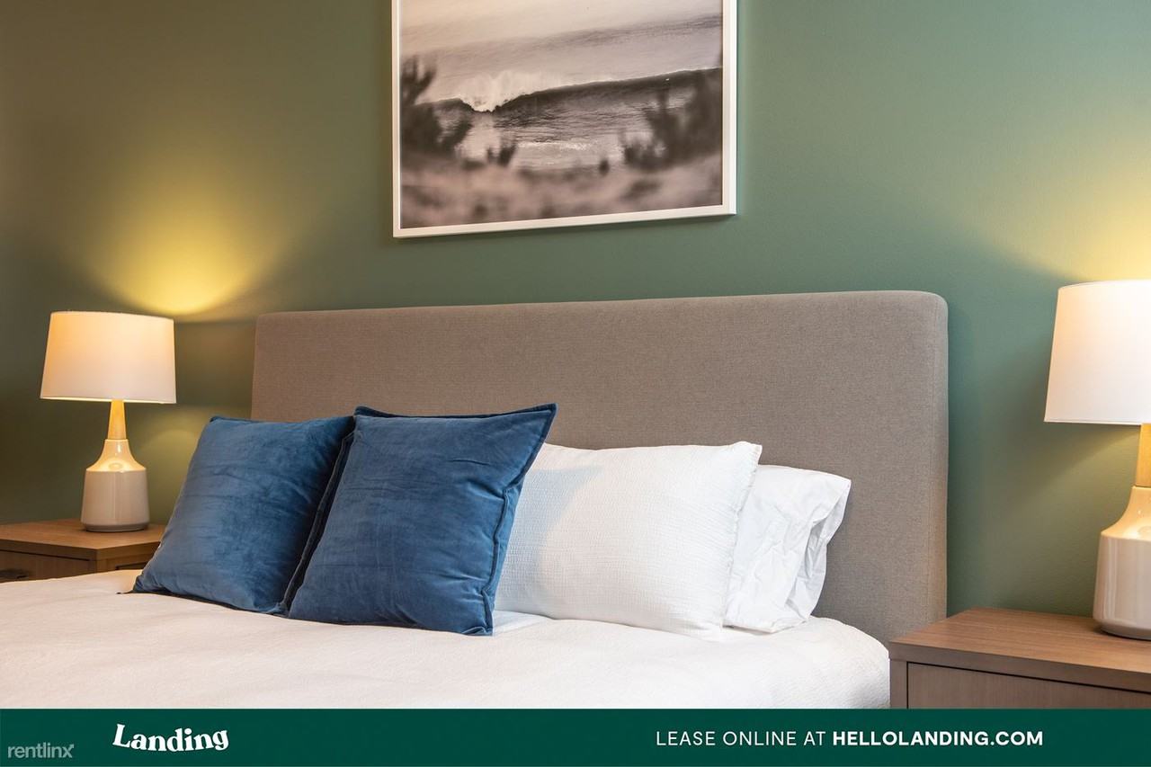 Landing Furnished Apartment Green Lake Village - Photo 2 of 17