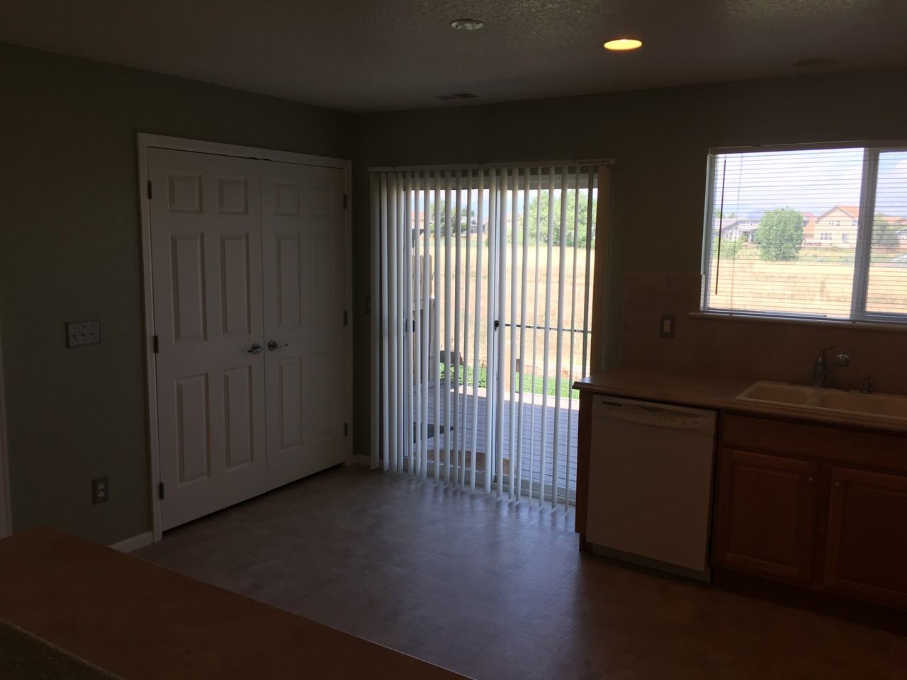 334 Montgomery Dr - Photo 6 of 12
