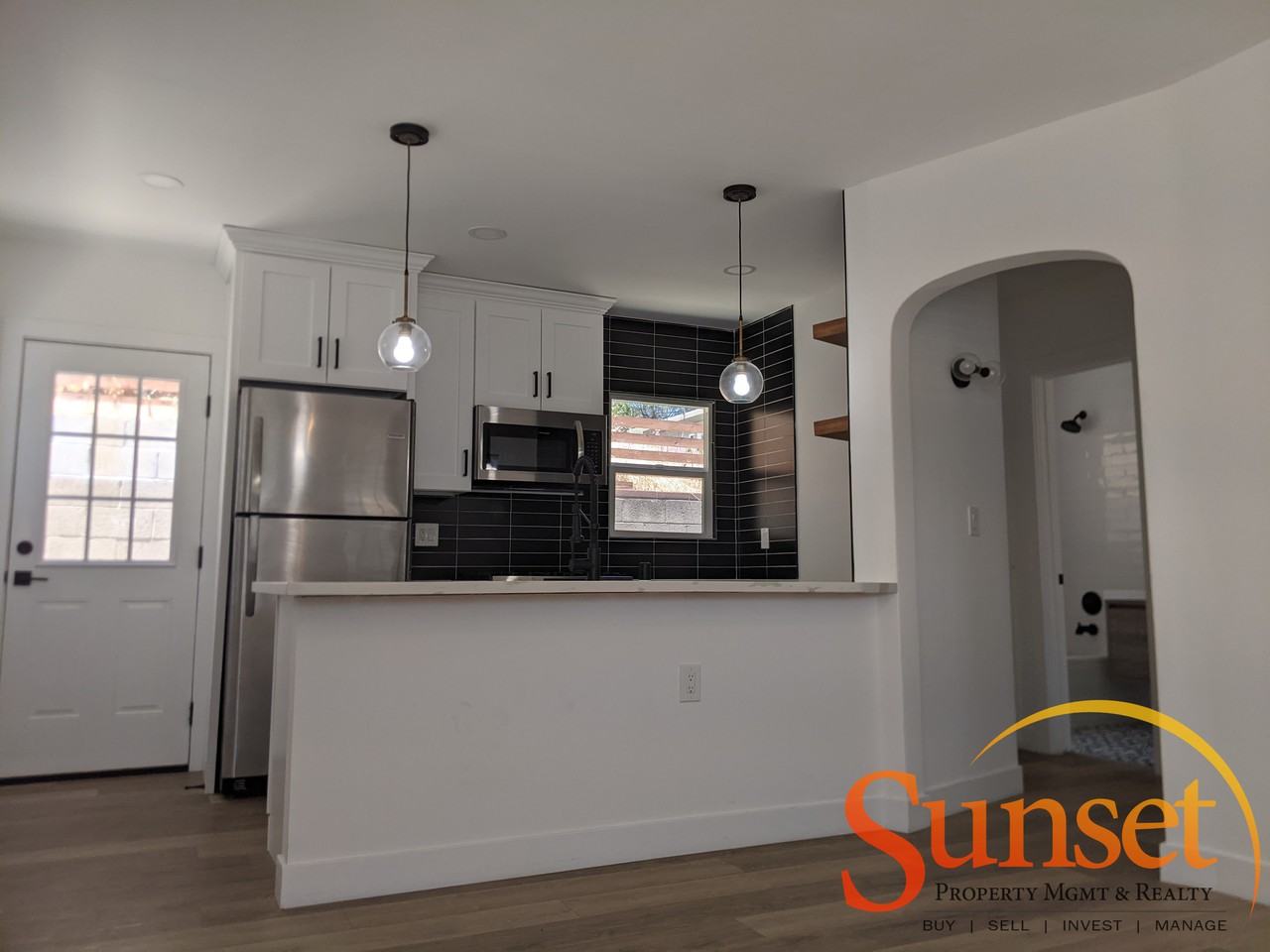 1130 Sassafras Street - Photo 2 of 19