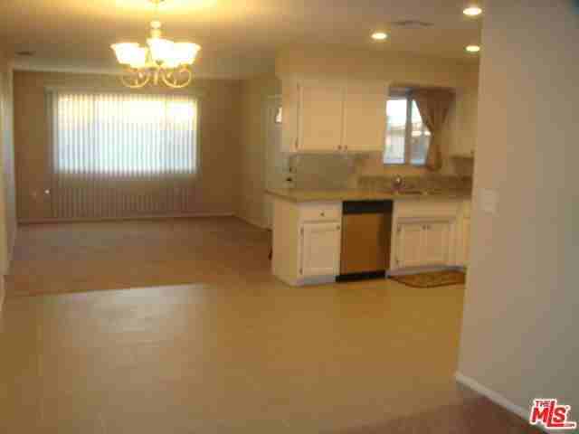 673 Salam Pl - Photo 2 of 11