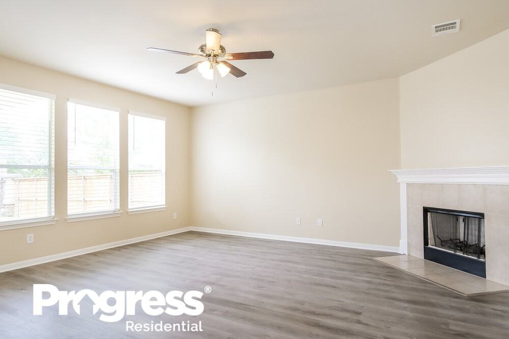 18505 Silent Water Way - Photo 3 of 20