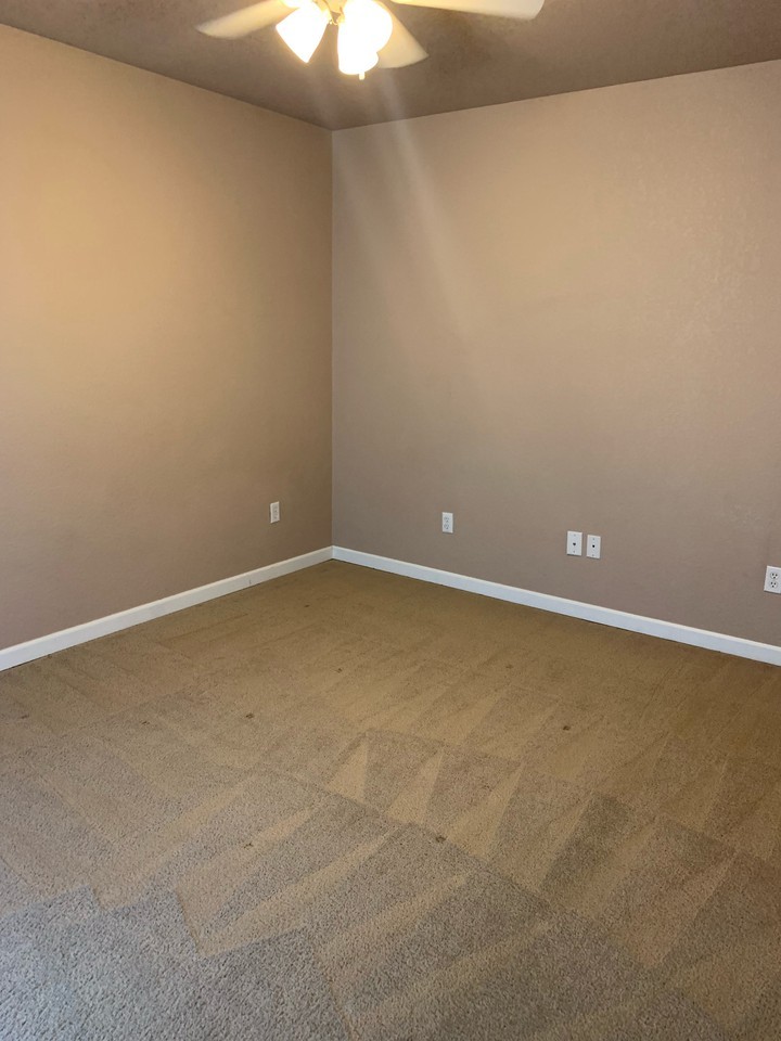 811 N 48th St #D - Photo 7 of 15
