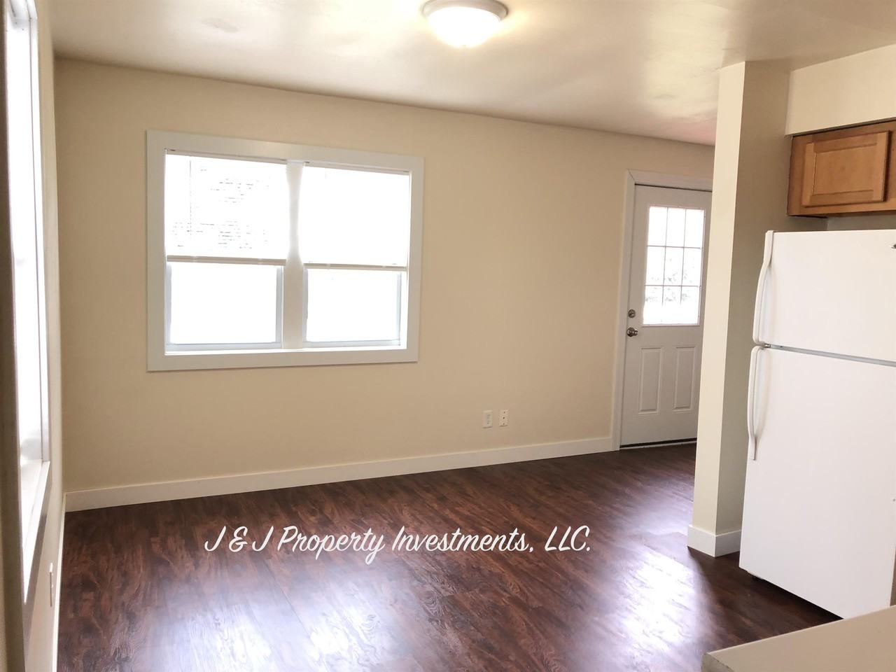 283 Hazelwood Dr #1 - Photo 6 of 8