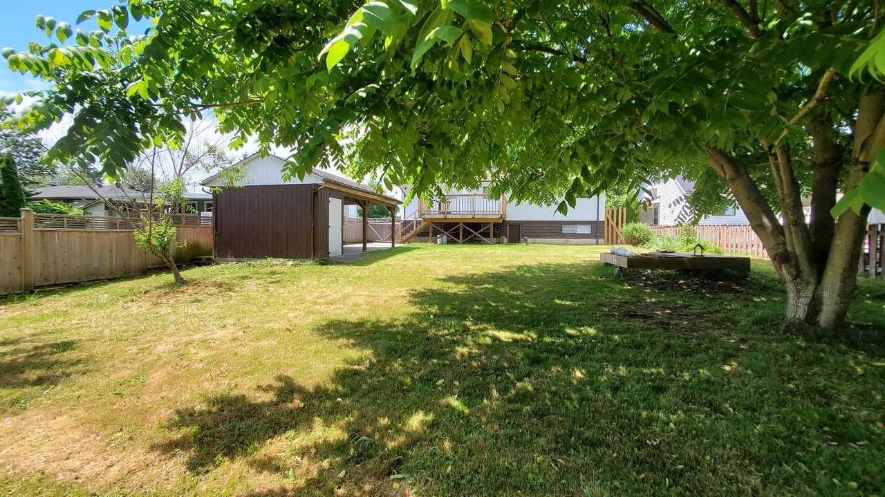 9780 Carleton St #1 - Photo 3 of 14