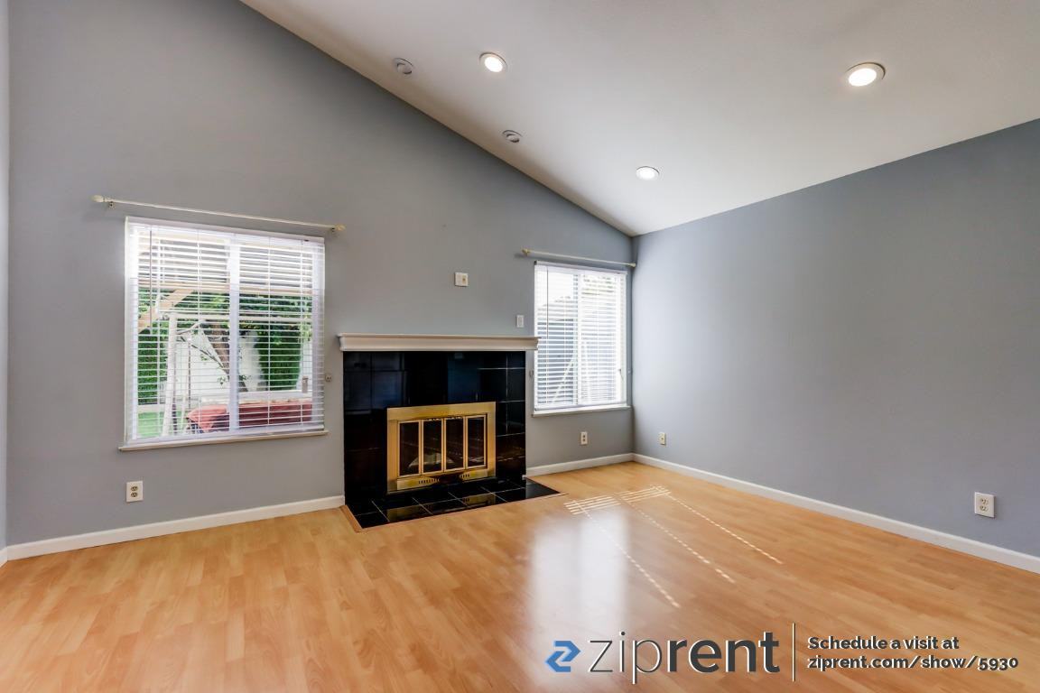 4548 Donalbain Cir - Photo 3 of 17