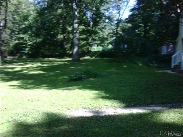 76 Gallows Hill Rd - Photo 2 of 8