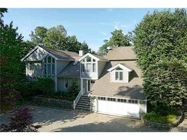 1405 Journeys End Rd - Photo 2 of 30