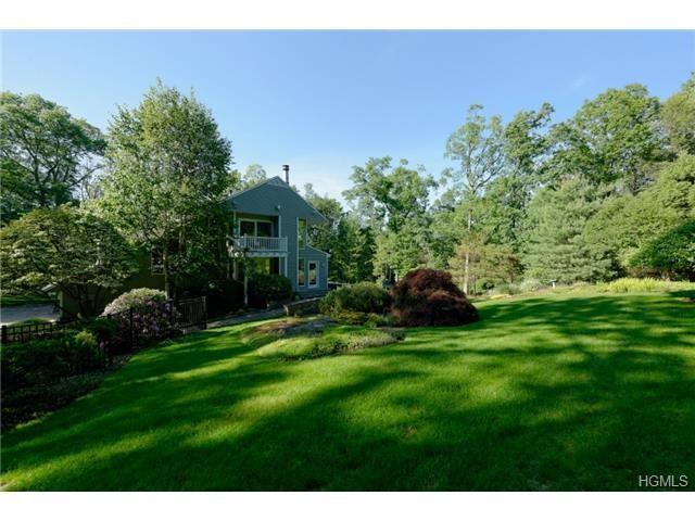 1405 Journeys End Rd - Photo 3 of 30