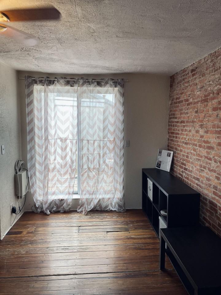 734 North Taylor Street #1 - Photo 2 of 20