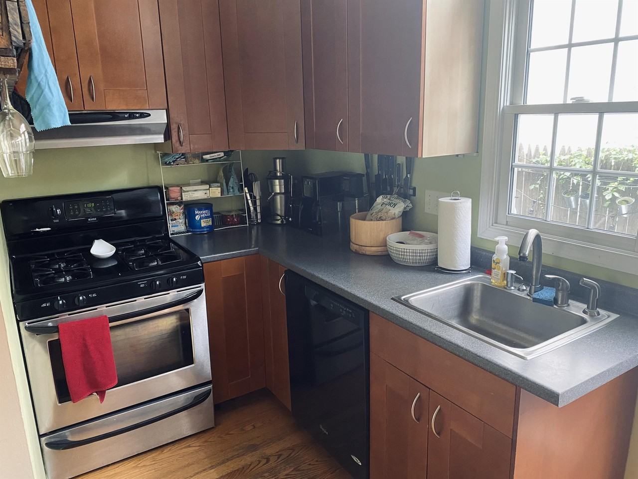 734 North Taylor Street #1 - Photo 3 of 20