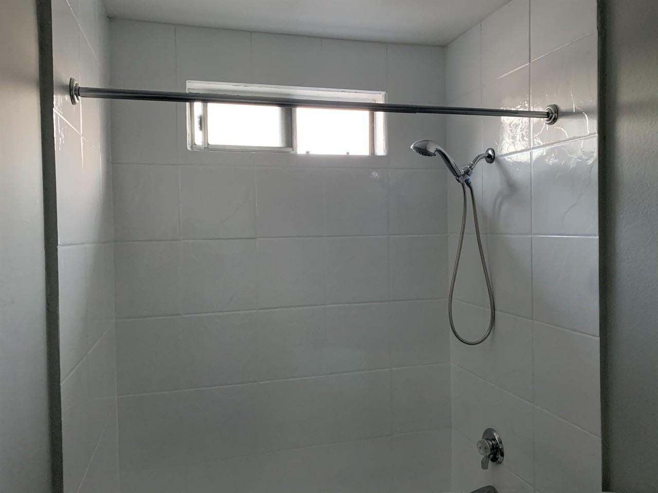 1243 Fedora St #5 - Photo 3 of 5