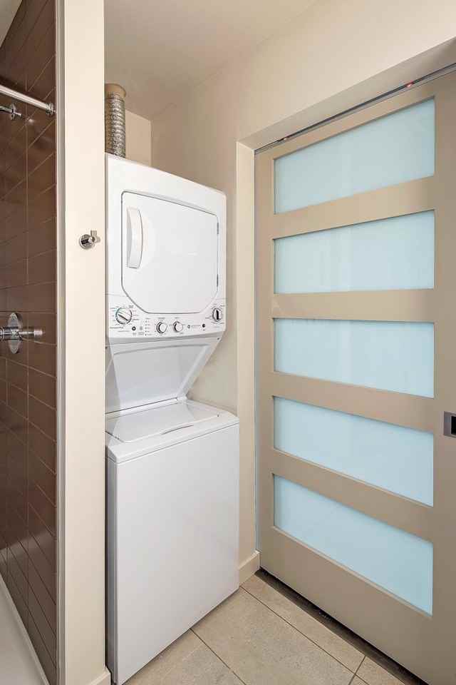 741 Harvard - Photo 7 of 29