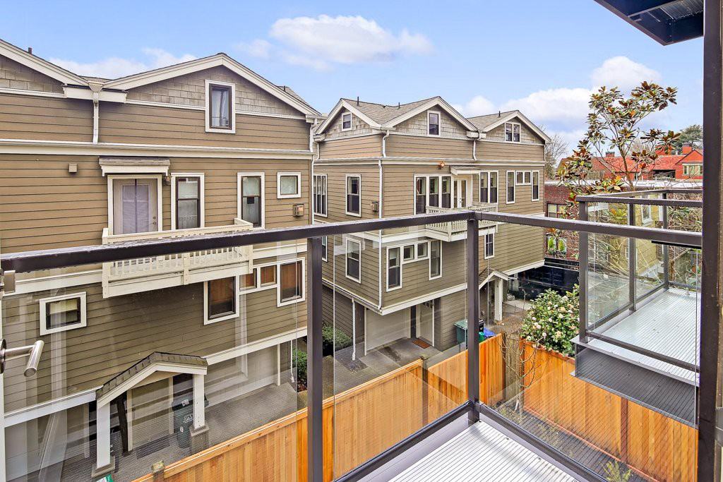 741 Harvard - Photo 6 of 29