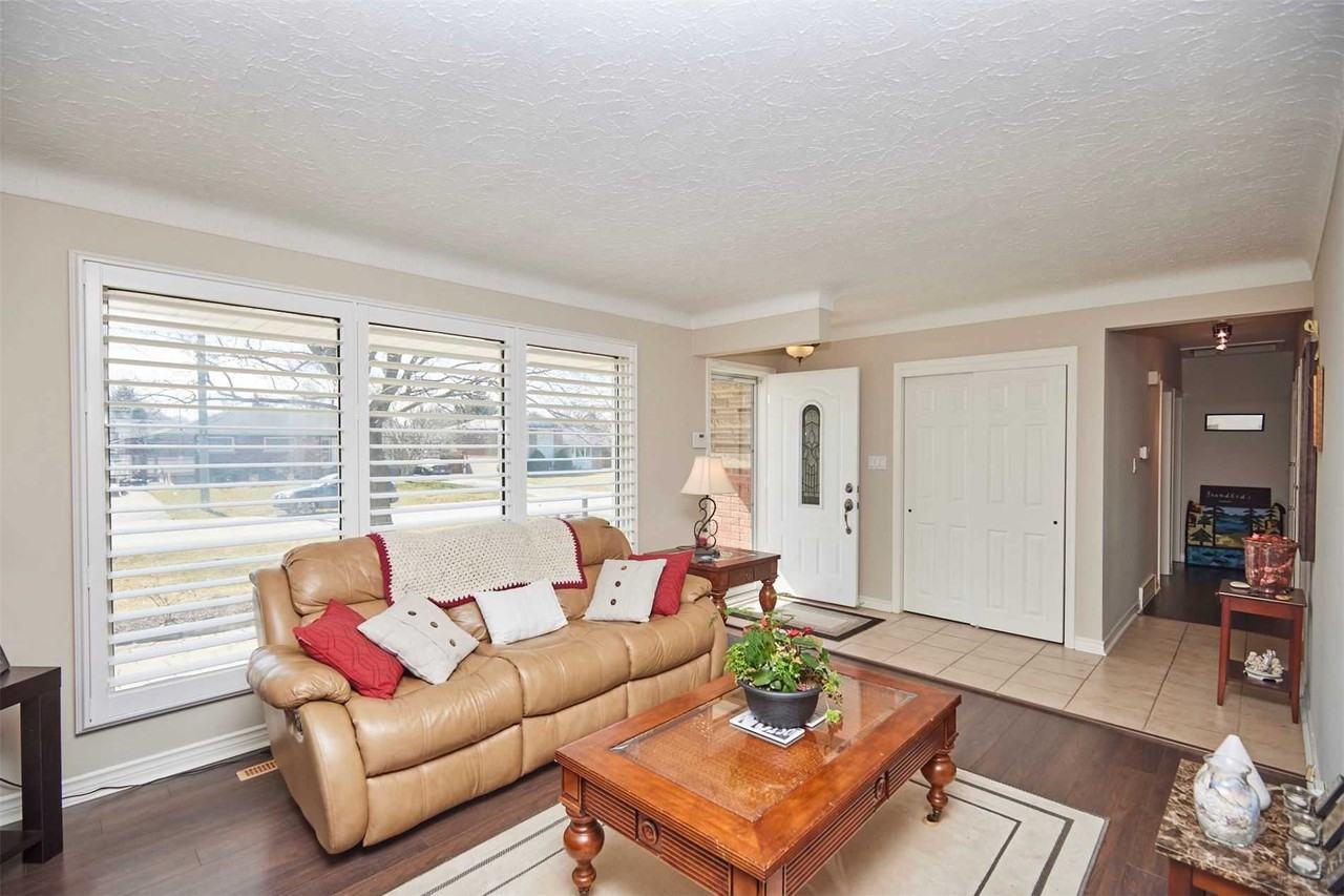 17 Grosvenor Street - Photo 3 of 14