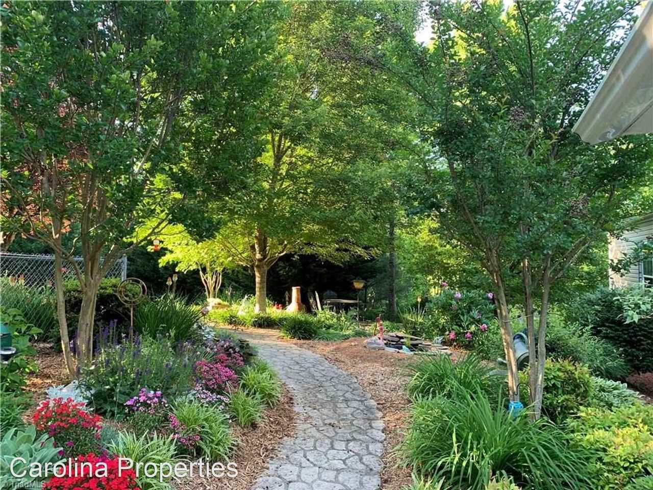 132 Blue Bird Hill Rd - Photo 2 of 39