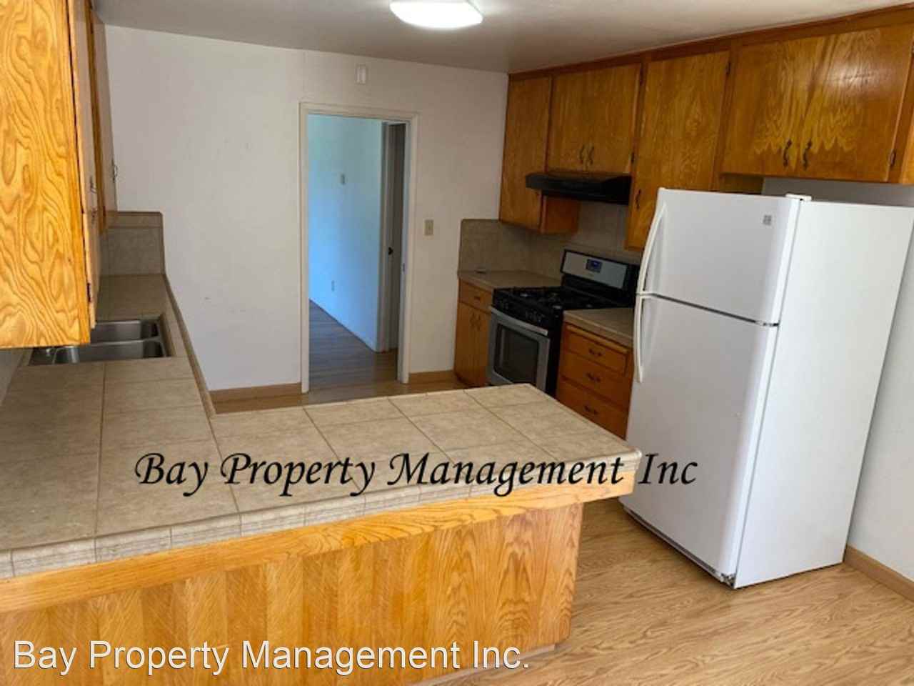 490 8th St - Photo 3 of 14