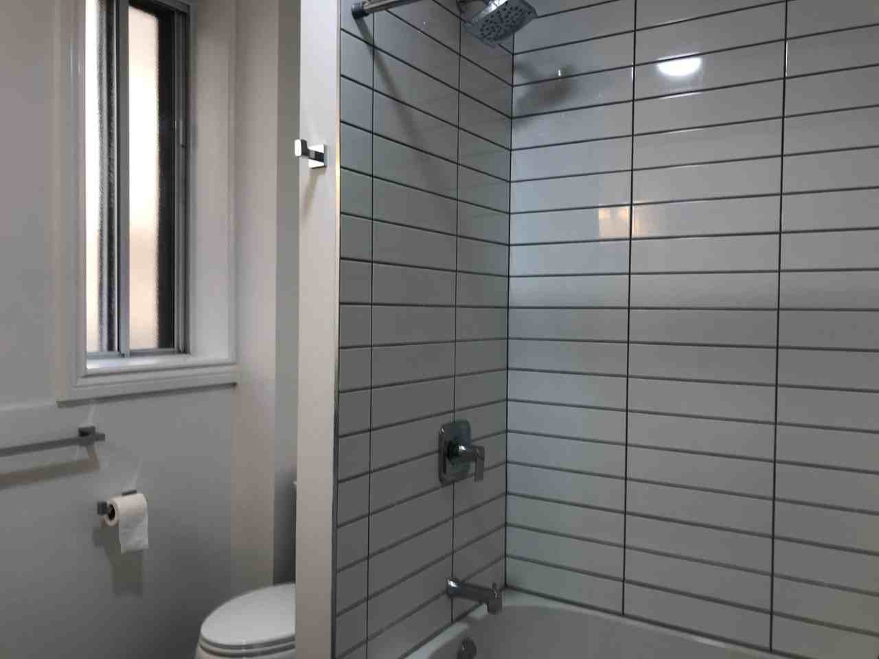 4659 Avenue du Parc - Photo 3 of 13