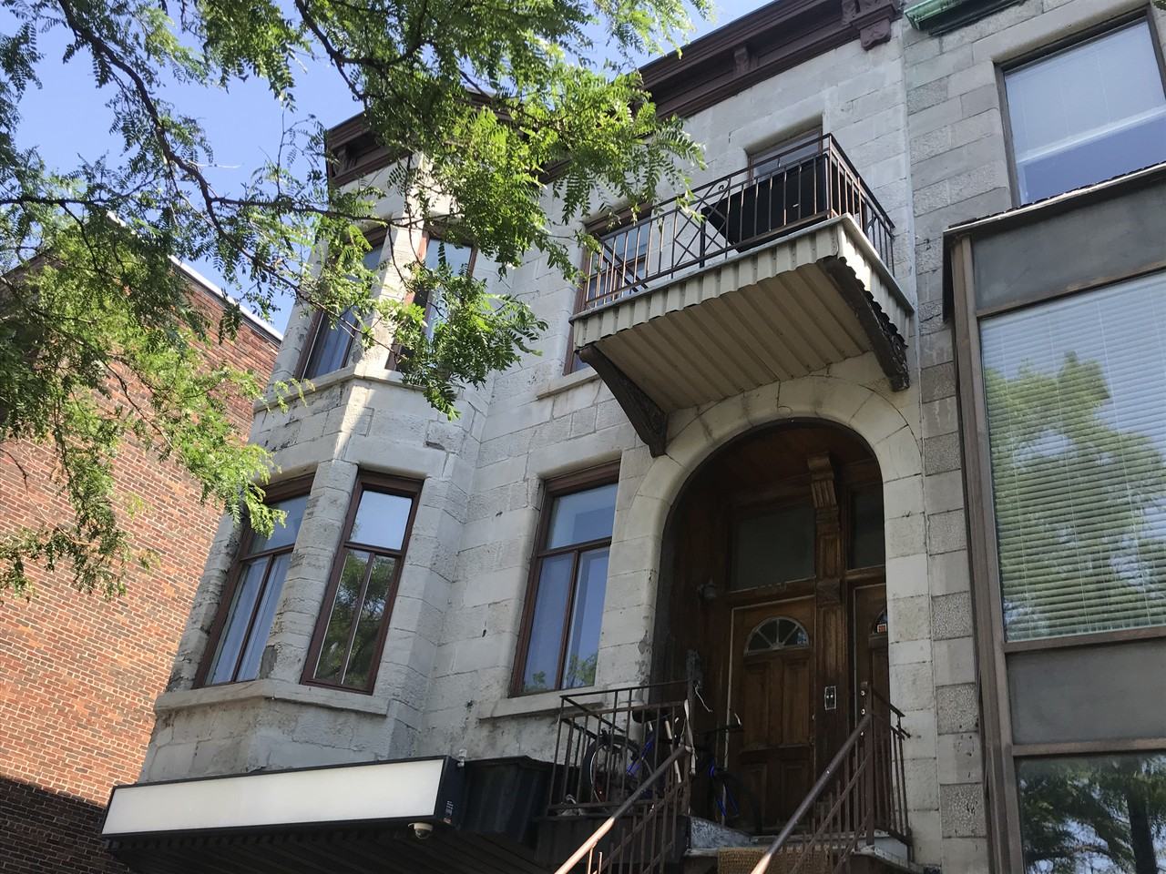 4659 Avenue du Parc - Photo 2 of 13