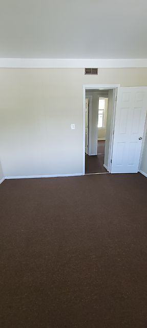 1507 Sycamore Street - Photo 2 of 21