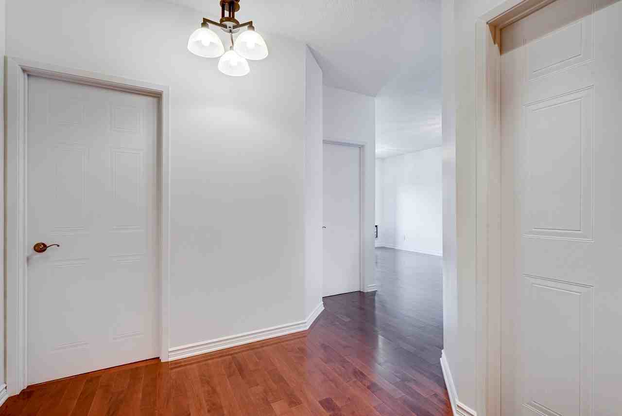 7405 Rue Beaubien Est #305 - Photo 2 of 10