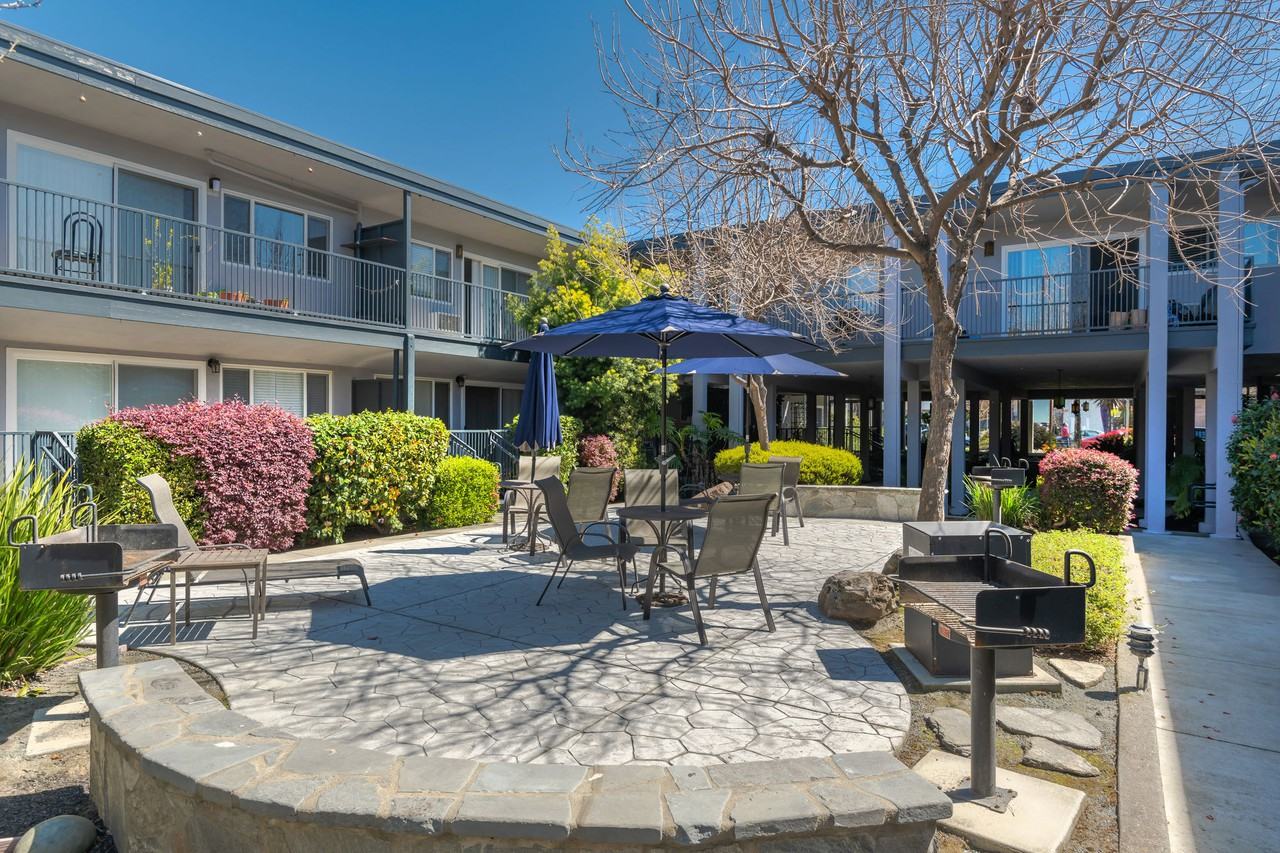 Spring Ridge Apartments - Photo 3 of 48