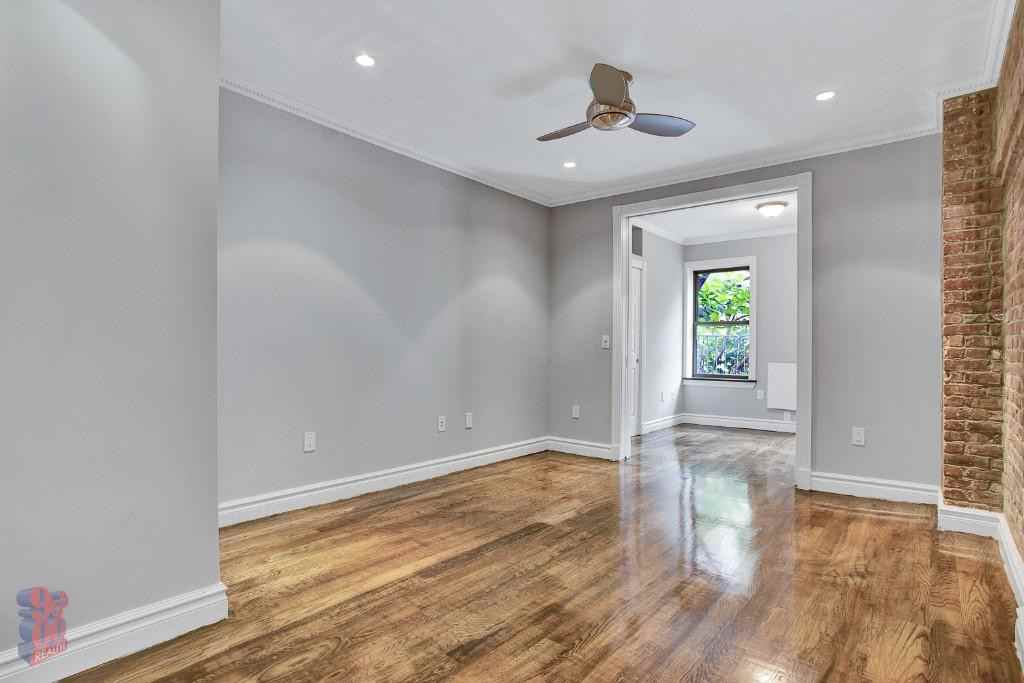 W 52nd St #2W - Photo 4 of 5