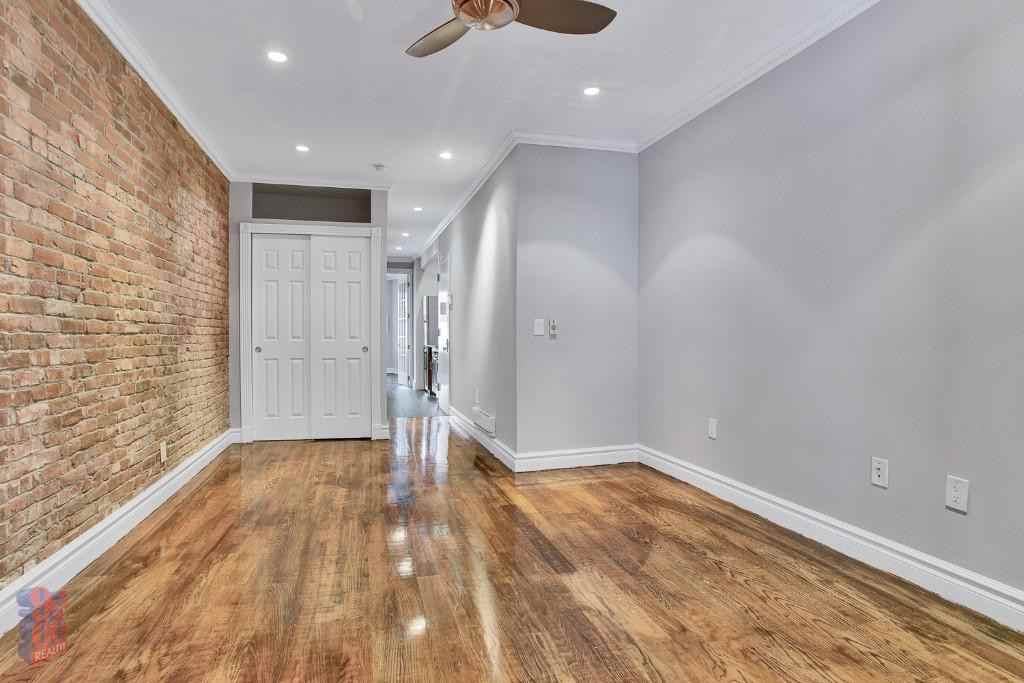 W 52nd St #2W - Photo 2 of 5