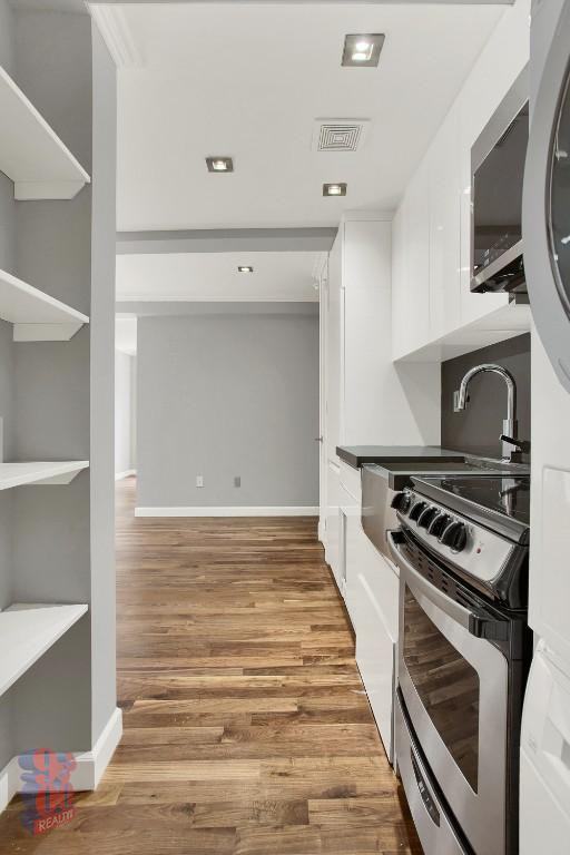 2nd Ave #6 - Photo 3 of 4