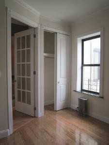 E 100th St #3D - Photo 2 of 2