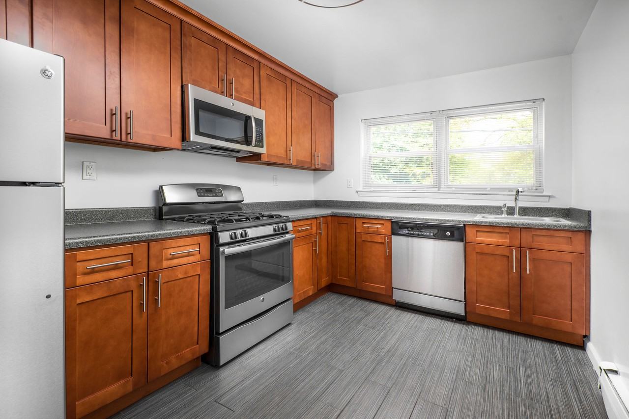 Georgetown - Photo 5 of 9