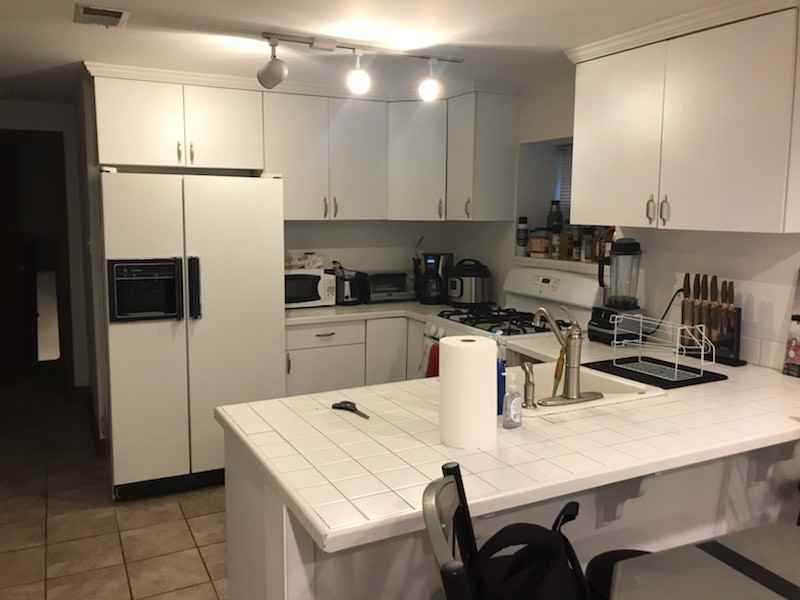 2333 North Janssen Avenue - Photo 5 of 14