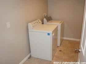 9044 S Granada Hills Dr #1 - Photo 7 of 8