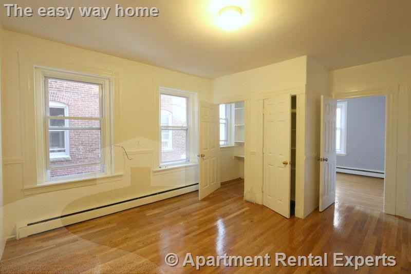 117 Harvard St #3 - Photo 3 of 16