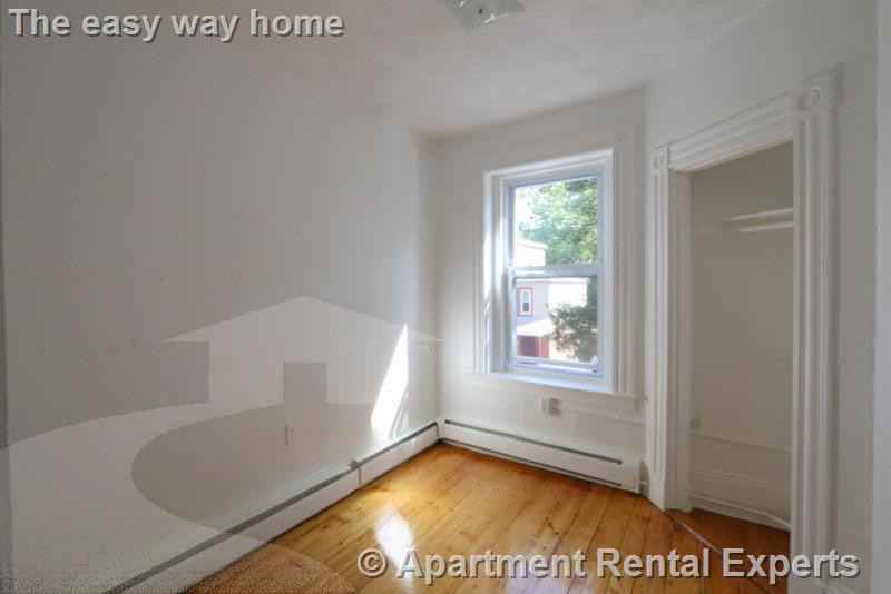 117 Harvard St #3 - Photo 4 of 16