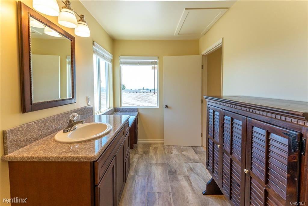 11318 Dona Lisa Dr - Photo 2 of 10