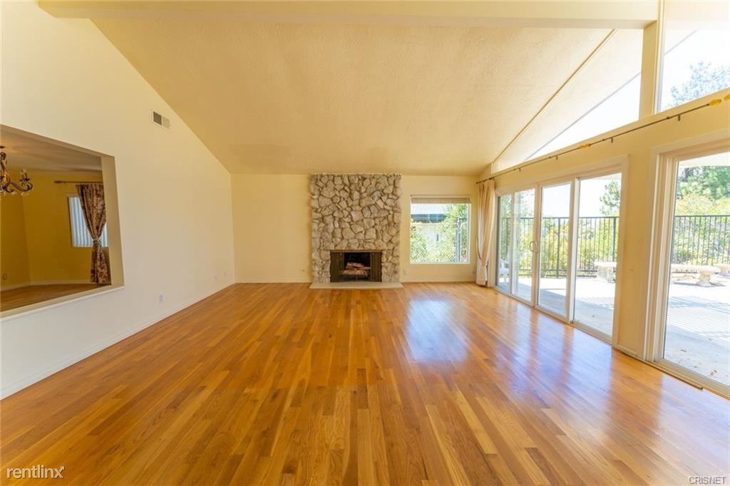 11318 Dona Lisa Dr - Photo 3 of 10