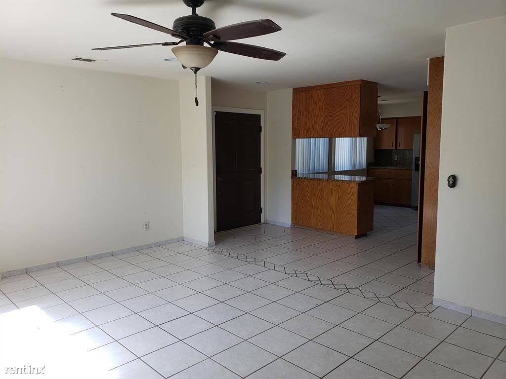 73235 San Nicholas Ave - Photo 2 of 10