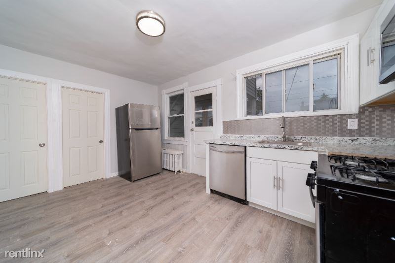 73 73 4th St 2 - Photo 3 of 18