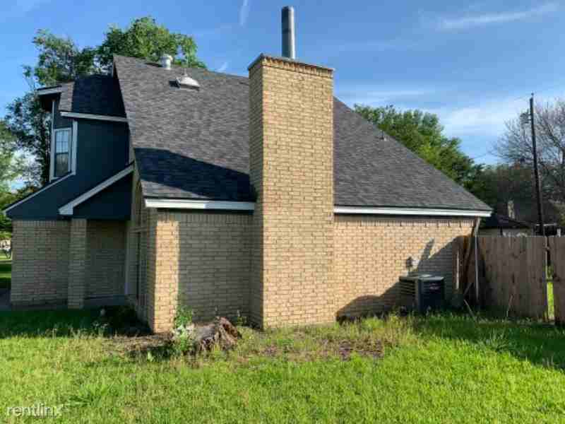 1207 Charles Dr - Photo 2 of 50