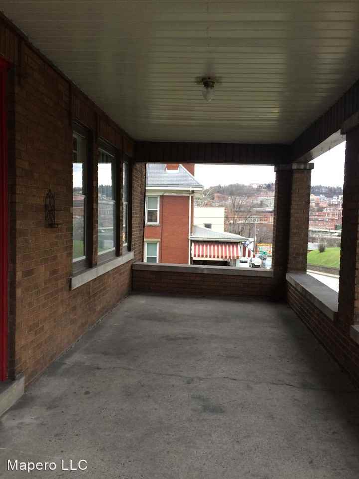 100 Holland Avenue - Photo 3 of 8