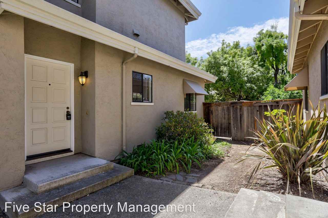 134 Albacore Ln - Photo 2 of 33